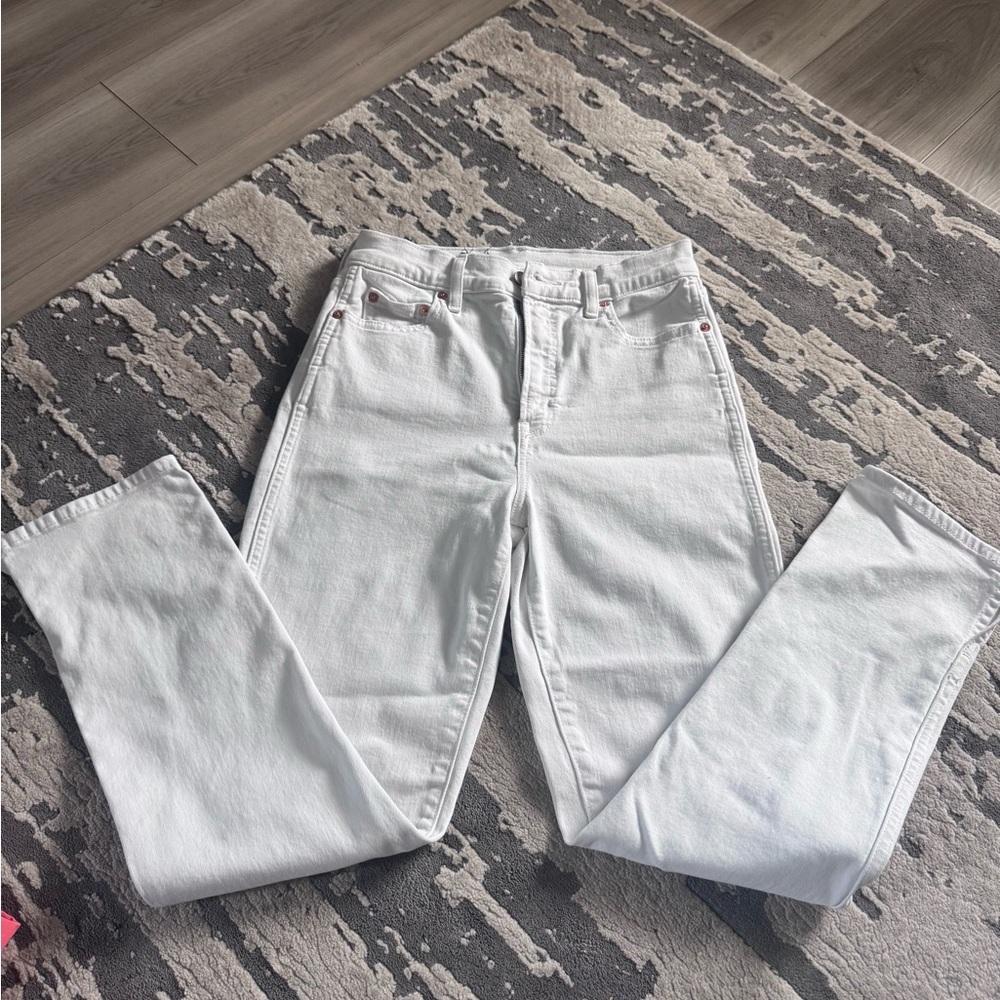GAP White Straight-Leg Women's Jeans
